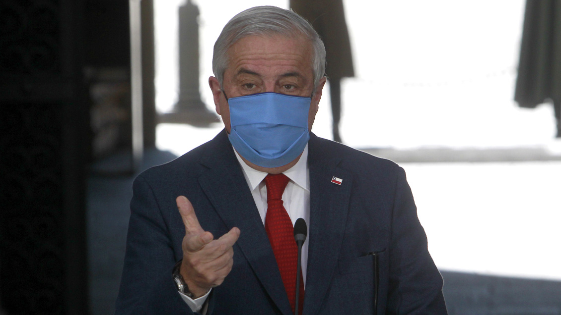 Mañalich critica adelanto de vacaciones: El Gobierno ha fracasado en campaña de vacunación