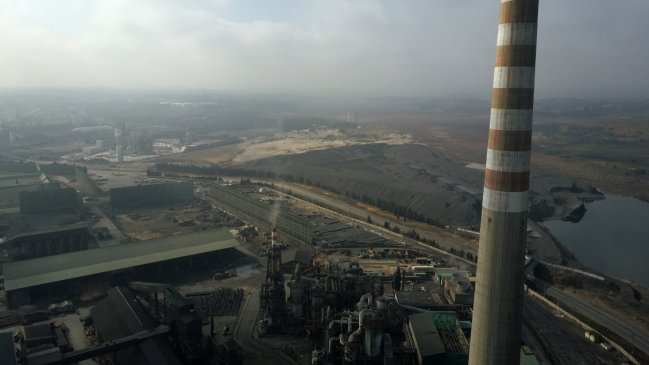 Gobierno y oficialismo defienden cierre de Ventanas, RN acusa medida 