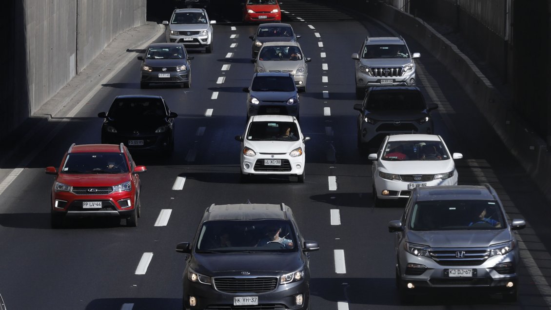 Retorno a Santiago: Proyectan aumento de tránsito en carreteras para las 15:00 horas