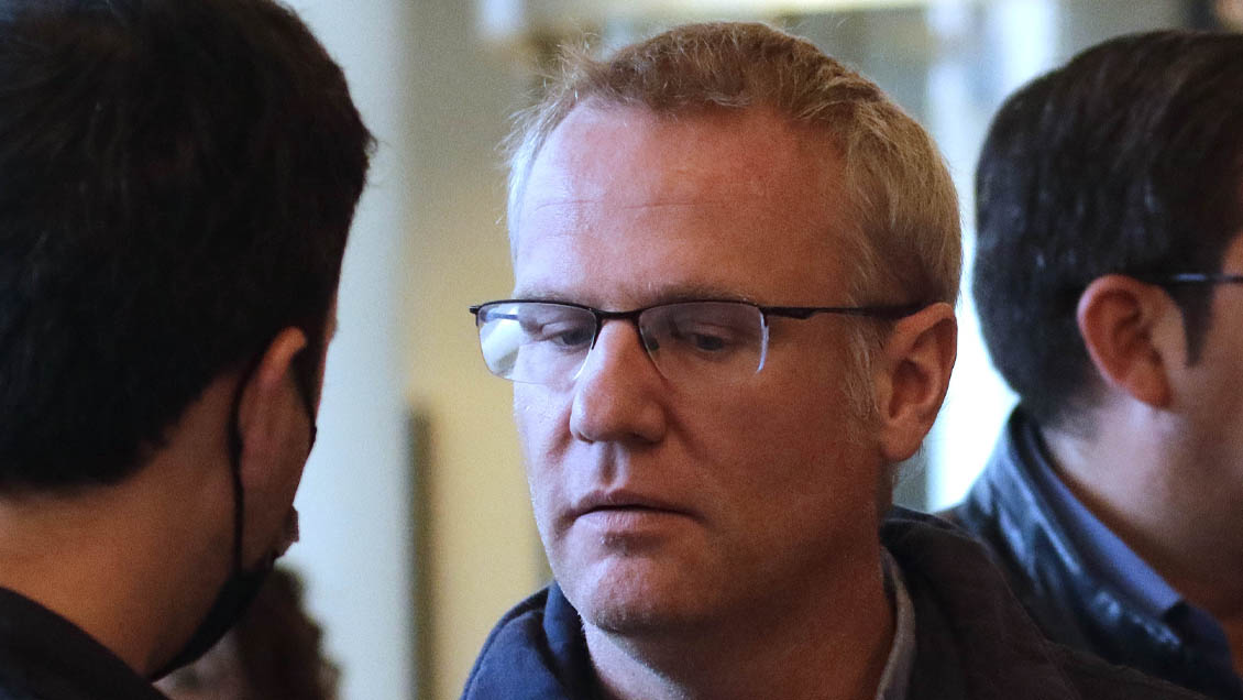 Constituyentes feministas contra Felipe Kast por spot que denuncia consagración del aborto 