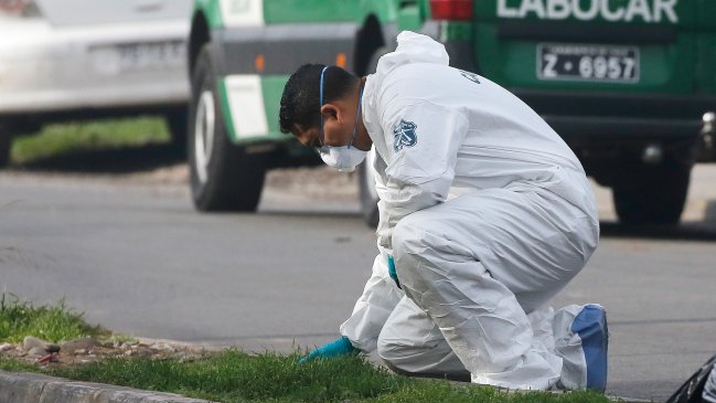 Hombre murió tras violento robo a la salida del Metro en Camino Agrícola