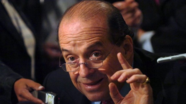 Petro designó como canciller al ex negociador de paz Álvaro Leyva Durán