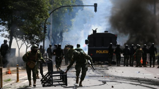 Congreso de Ecuador decide si destituye o no al presidente Lasso