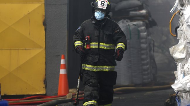 Un herido grave dejó incendio en el centro de Santiago