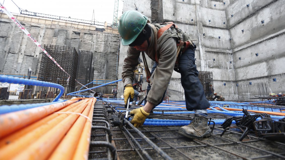 Desempleo cayó en el trimestre marzo-mayo y llegó a 7,8%