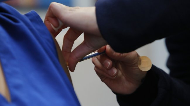 ¿Nuevo refuerzo contra el Covid? Minsal destaca 