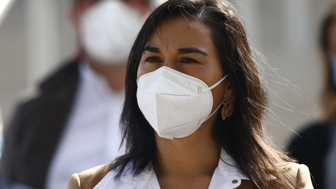 Abogada Elisa Walker representará a la ministra Siches en la acusación constitucional