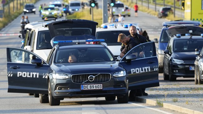  Policía confirmó varios muertos por tiroteo en centro comercial de Copenhague  