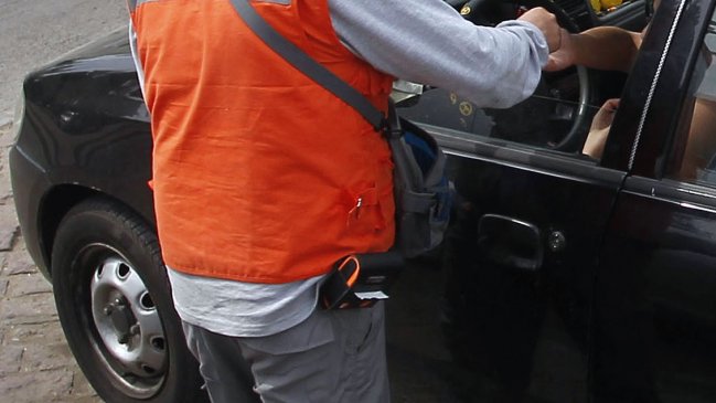 Instalación de nuevos parquímetros en el casco histórico de Concepción preocupa a vecinos