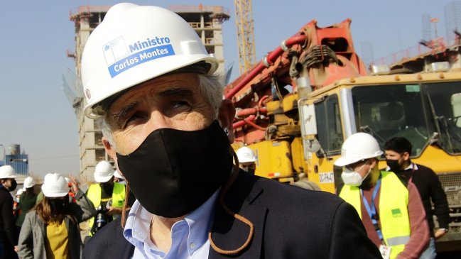 Campamentos en Chile: Ministro se compromete a 