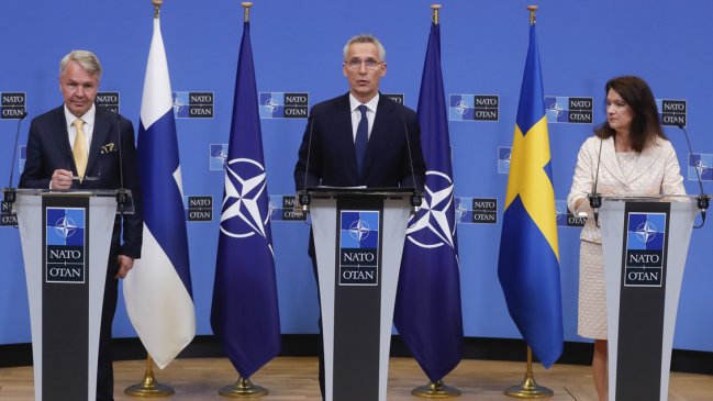   Los 30 países de la OTAN firmaron los protocolos de adhesión de Finlandia y Suecia 