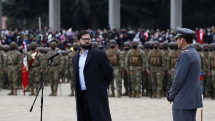   Presidente Boric encabezó juramento de nuevos militares en el Día de la Bandera 