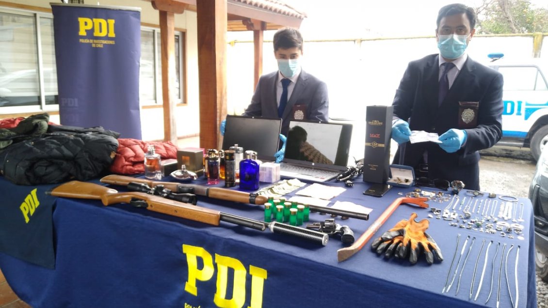 PDI detuvo a cuatro personas acusadas de violentos asaltos a casas del Maule