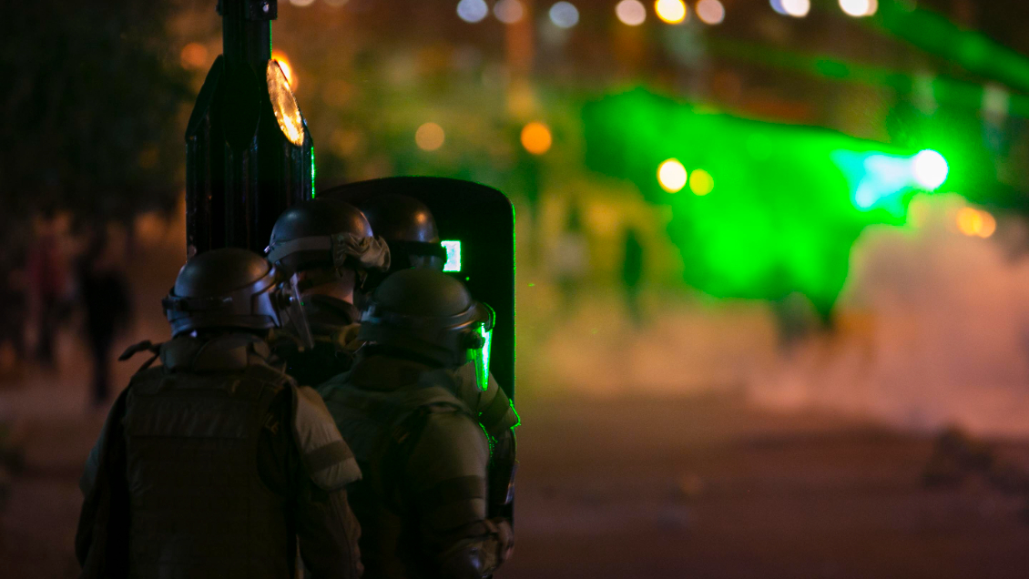 Estallido social: Justicia ordenó a Carabineros entregar imágenes de cámaras corporales