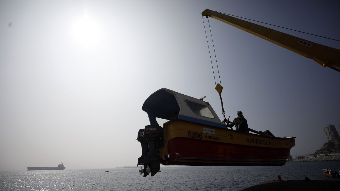 Sindicatos de armadores que realizan recorridos marítimos a zonas aisladas en Chiloé se van a paro