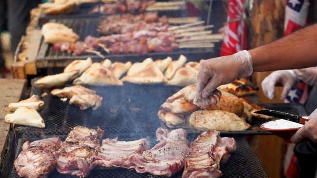 ¿Fiestas patrias XXL? Proyecto busca declarar como feriado el viernes 16 de septiembre