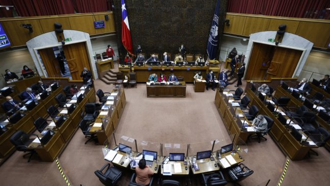 Senado retoma este miércoles el debate del proyecto de 4/7
