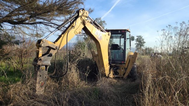 Recuperan en Placilla retroexcavadora robada en Recoleta