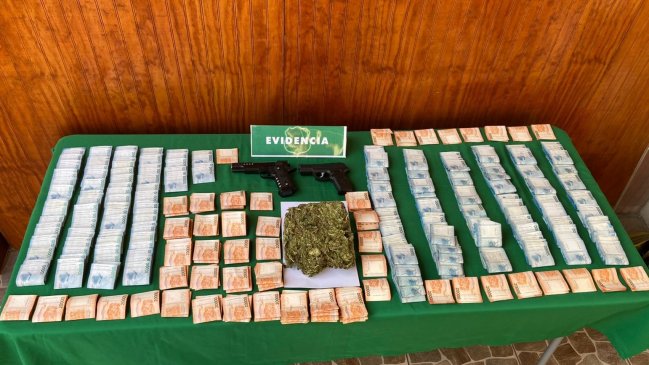 Arica: Joven fue detenido tras exhibir armas de fuego en redes sociales