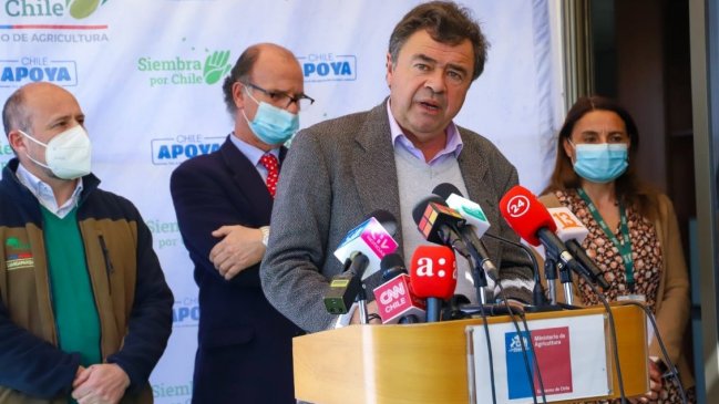 Ministro de Agricultura: No se han prohibido las parcelaciones, pero sí fiscalizaremos