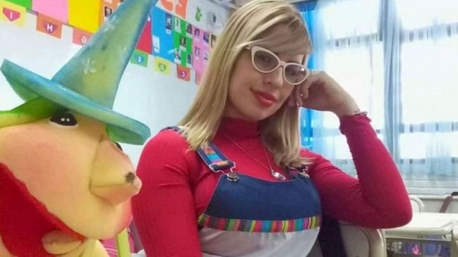Profesora vende fotos eróticas y quiere entrar a un reality: Apoderados piden su despido