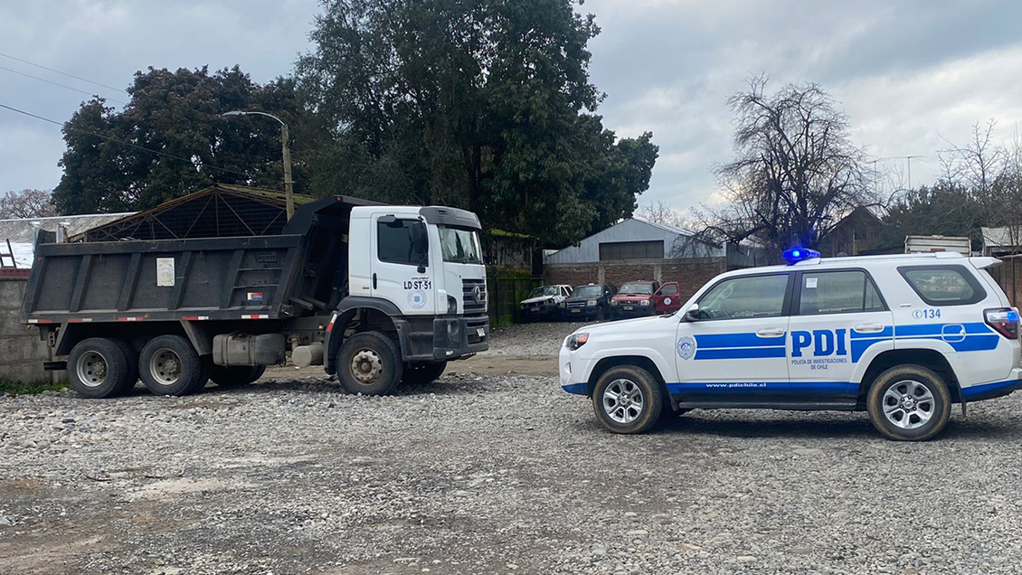 PDI investiga robo de camión aljibe desde bodega de municipalidad de Longaví