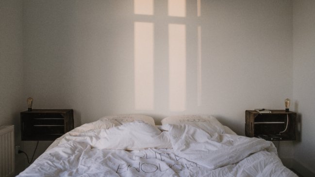 Mujer le cortó el pene a su esposo tras descubrir que embarazó a su mejor amiga