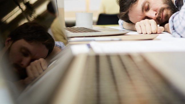 Autoridades chinas piden a los funcionarios identificar a sus compañeros 