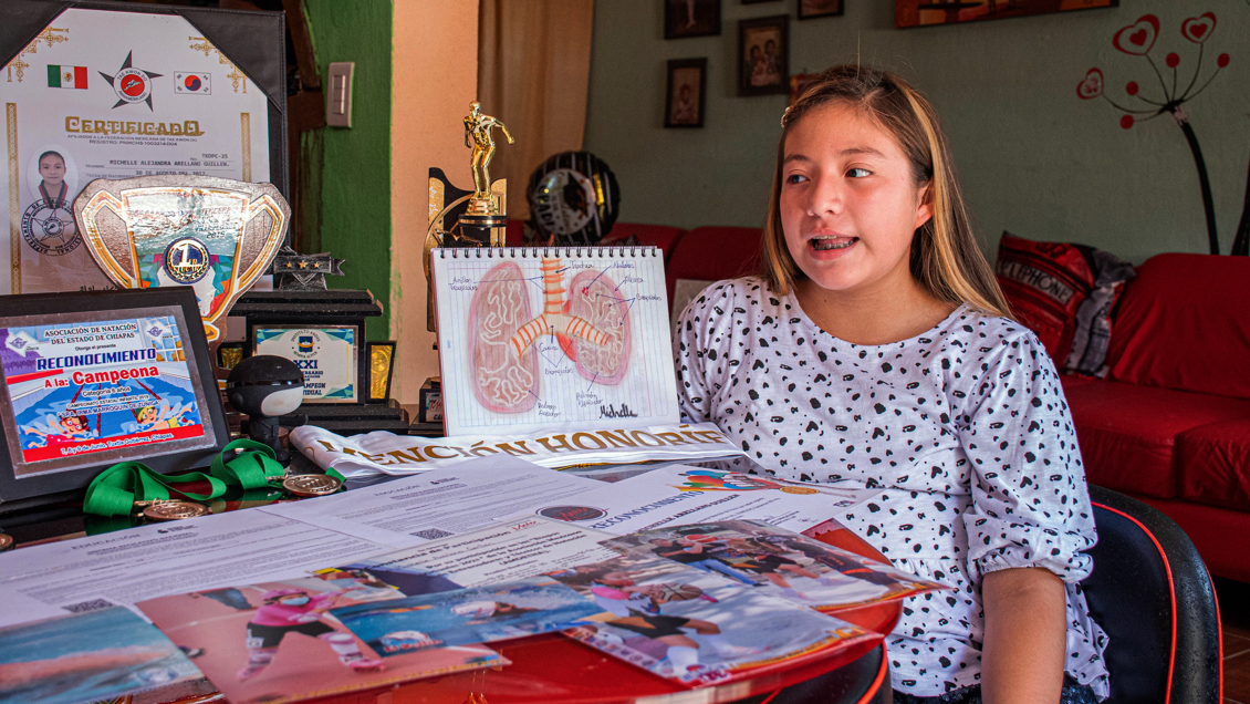 Niña mexicana con IQ similar a Albert Einstein estudiará medicina en EEUU a sus 10 años