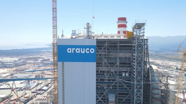 Alcaldesa destacó histórica tributación de la empresa Arauco en comuna del Biobío