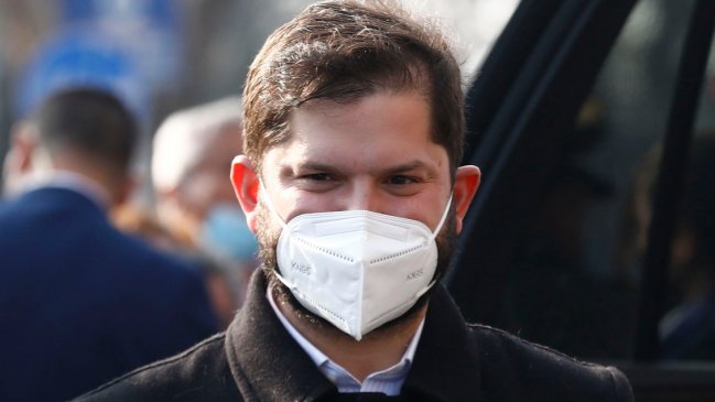 Boric viaja a la asunción de Gustavo Petro y se reunirá también con Luis Arce