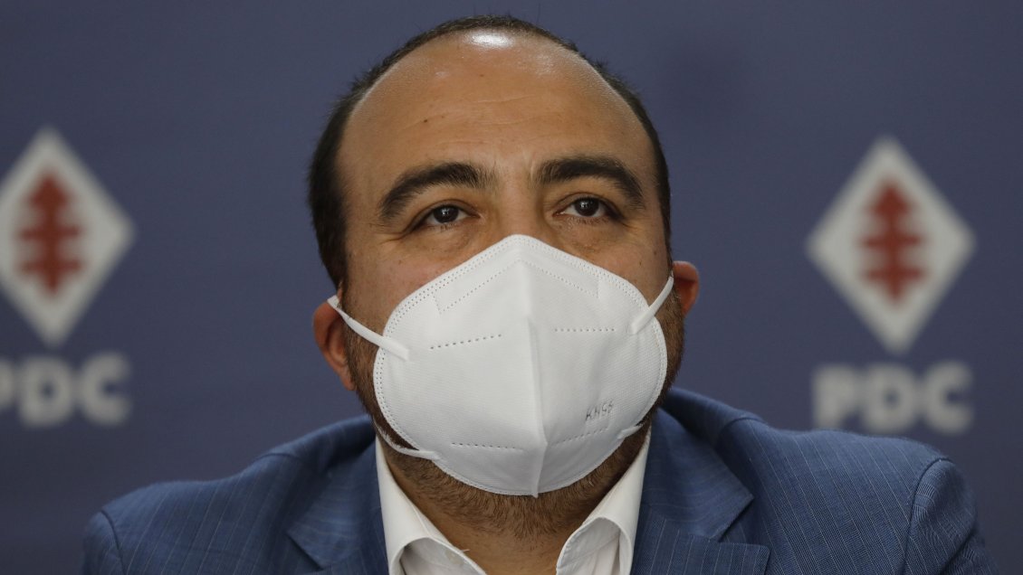 Directiva DC se querelló contra Fuad Chahin por 