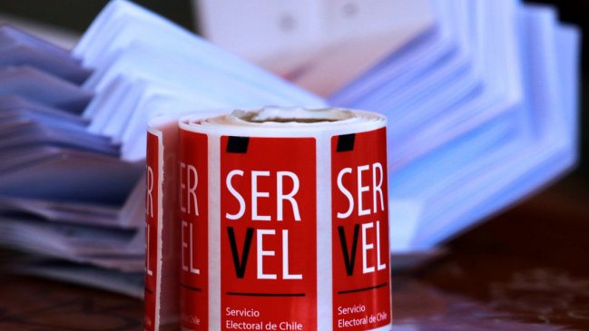  Servel publicó nómina de vocales de mesa para el plebiscito de salida  