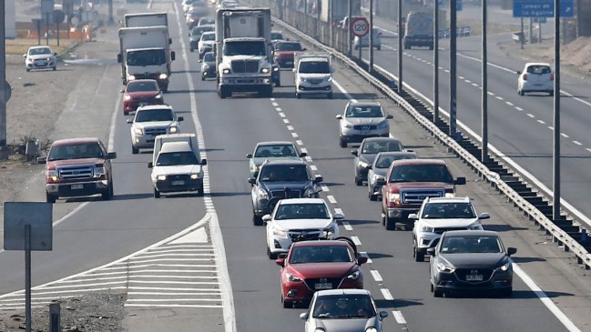  Más de 129 mil vehículos salieron el viernes de la capital  