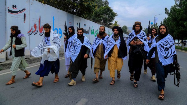  En medio de grave crisis social, talibanes celebraron un año de su retorno al poder  