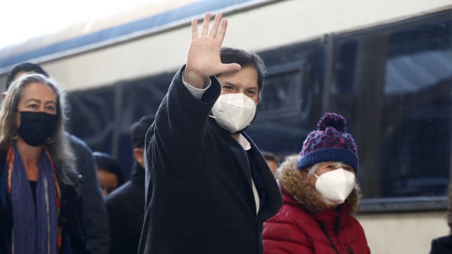 Presidente Boric prepara gira en tren por tres regiones