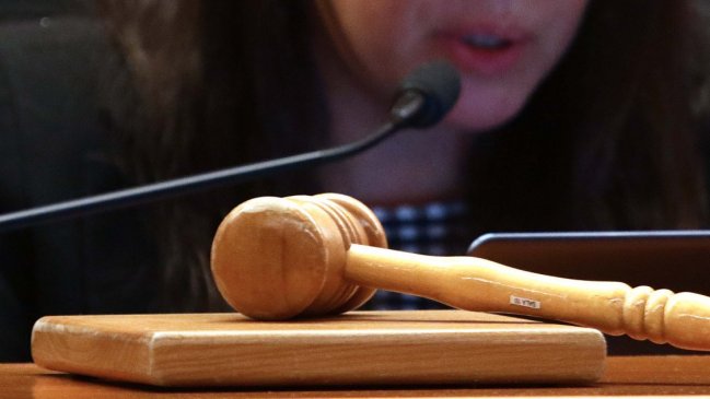 Punta Arenas: Hombre fue condenado a cinco años de cárcel por abusar sexualmente de dos niñas