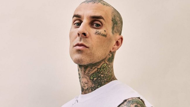 Travis Barker contrae Covid-19 tras ser operado por pancreatitis 