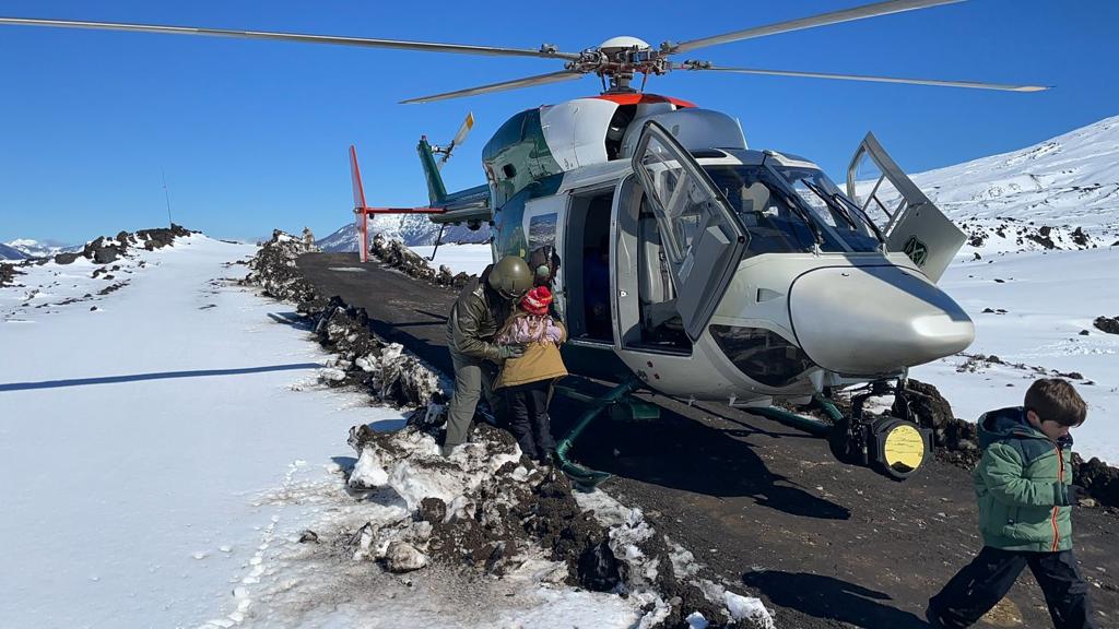 Carabineros rescató a 27 personas que permanecían aisladas en el Parque Conguillío