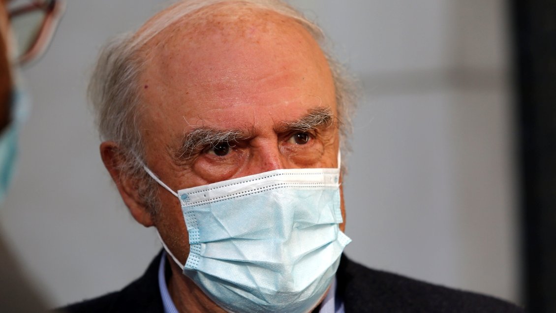 Squella respalda idea de Boric de evitar nuevo plebiscito de entrada si gana el Rechazo