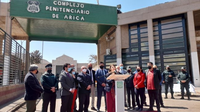 Ministra de Justicia anunció mayores recursos y dotación de personal para cárcel de Arica
