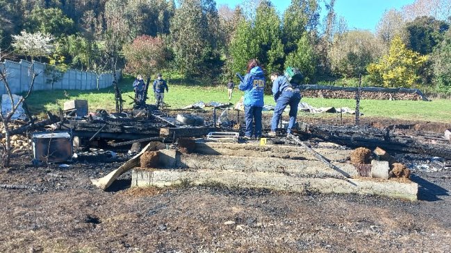 Desconocidos quemaron una casa en el sector rural de Pitrufquén
