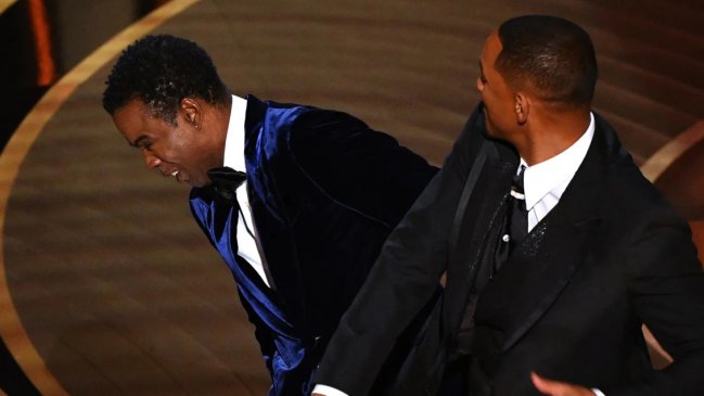   La Academia propuso a Chris Rock presentar los Óscar tras la bofetada de Will Smith 