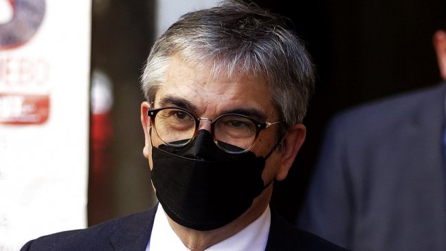 Derecha acusa fin electoral en postergación de la reforma de pensiones