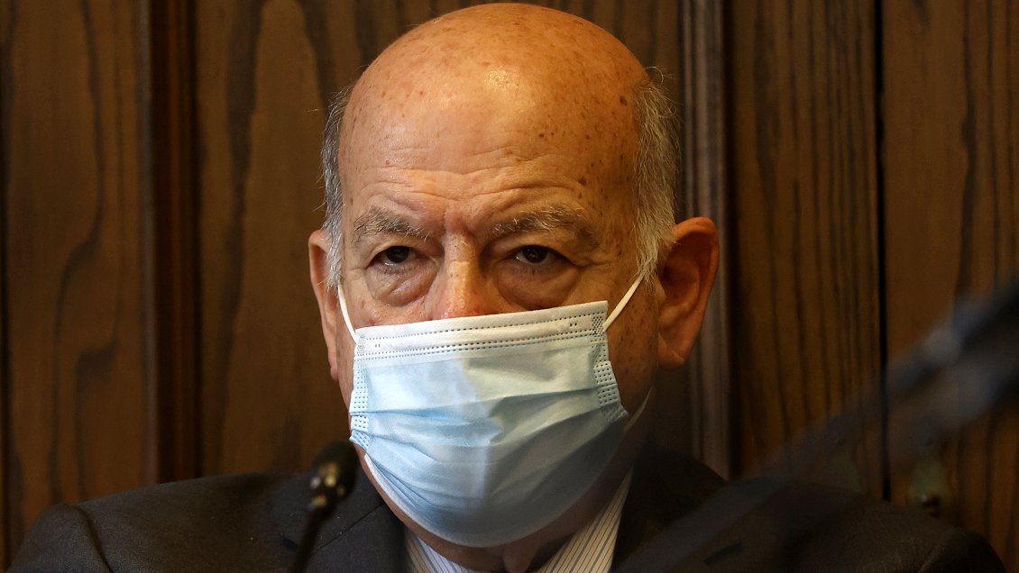 Intento de robo afectó a oficina parlamentaria de Insulza en Arica