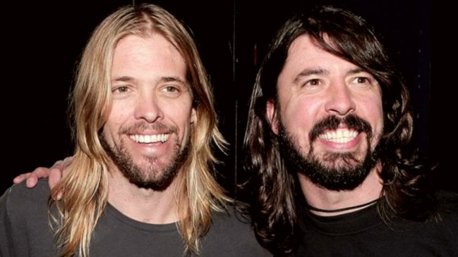 Cincuenta canciones: Así fue el homenaje a Taylor Hawkins
