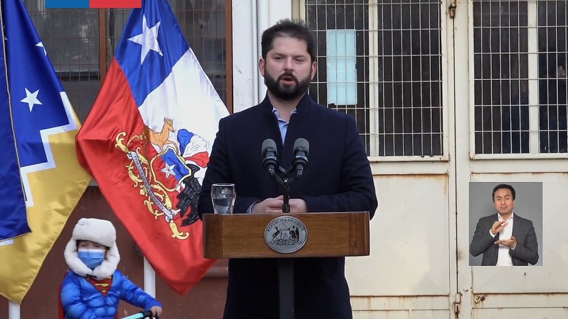 [Video] Boric dio mensaje de unidad tras votar en Punta Arenas: "Las ...