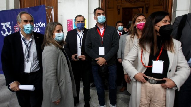 Chile Vamos disponible a continuar el proceso constituyente 