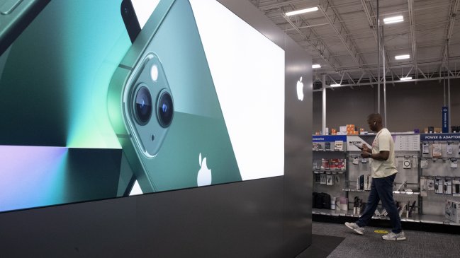 Brasil le prohibió a Apple vender sus iPhone sin cargador