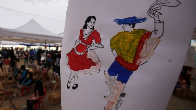 Ad portas de Fiestas Patrias, más de 3,6 millones de chilenos tienen su pase de movilidad bloqueado